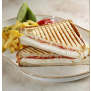 BEYAZ PEYNİRLİ DOMATESLİ